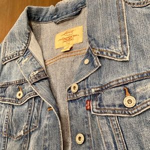 Levi’s Jean Jacket Vest